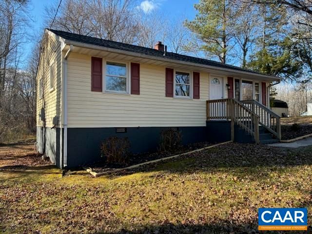 206 MCDONALD ST, Louisa, VA 23093