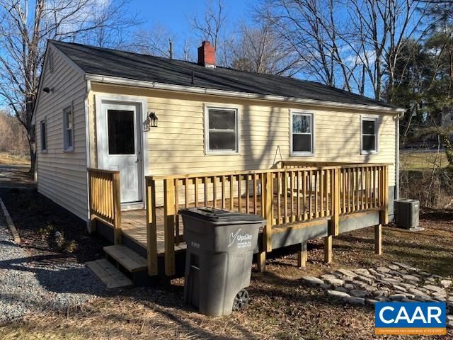 206 MCDONALD ST, Louisa, VA 23093