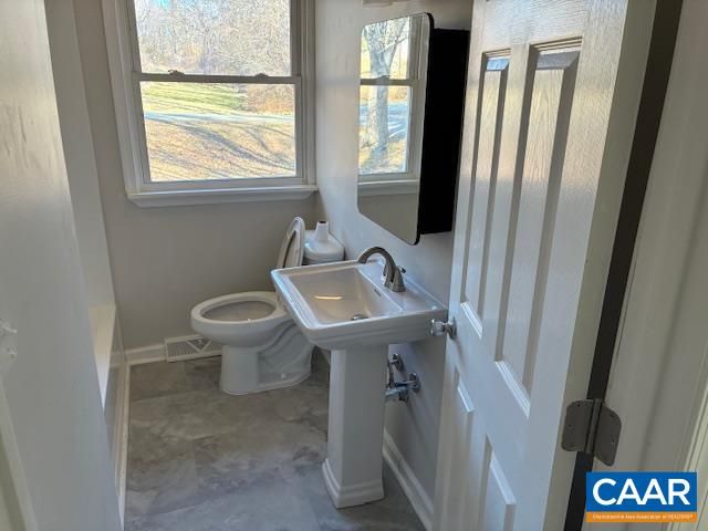 206 MCDONALD ST, Louisa, VA 23093