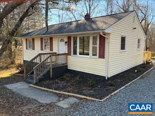 206 MCDONALD ST, Louisa, VA 23093