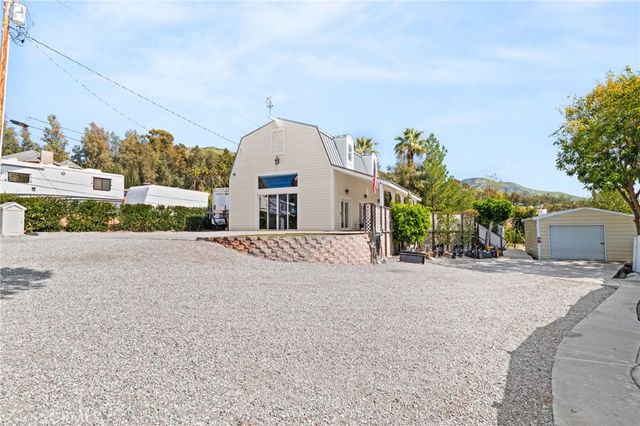 1208 E 42nd, San Bernardino, CA 92404