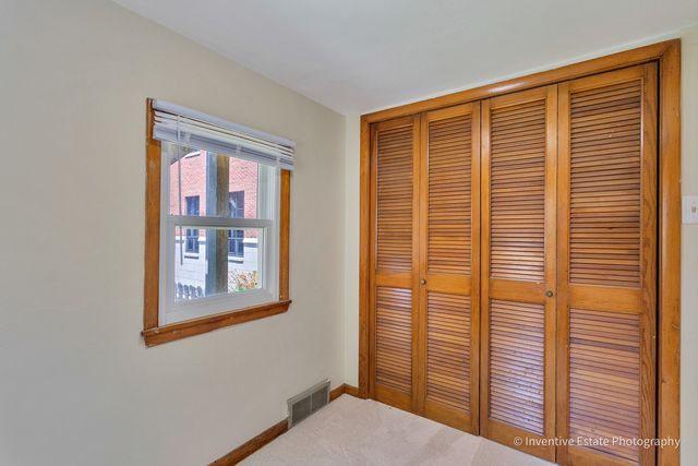 15 N Brainard Street, Naperville, IL 60540