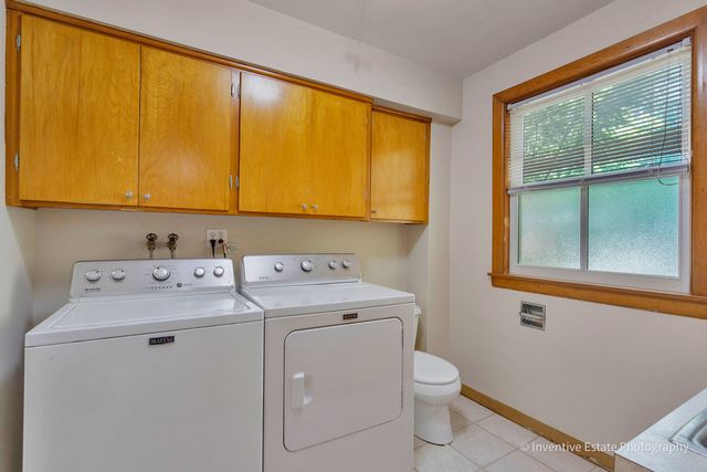 15 N Brainard Street, Naperville, IL 60540
