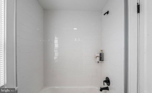 2 MCPHELIN AVE, Cherry Hill, NJ 08034