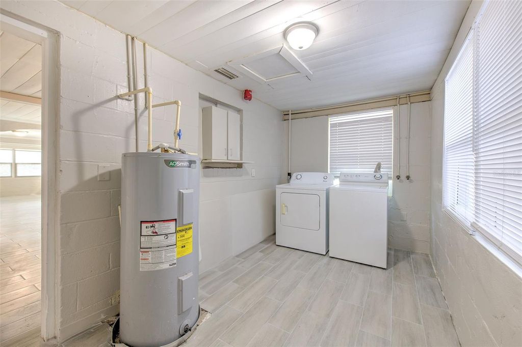 Image 28 of property listing at 905 W BALL STREET, Plant City, FL 33563