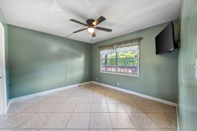 1705 Andros Isle F2, Coconut Creek, FL 33066