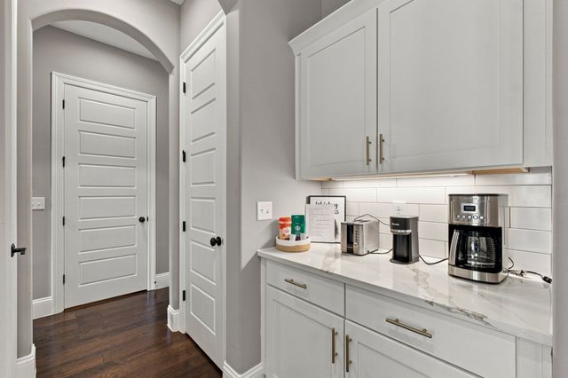 805 Saddle Ridge Dr, Mount Juliet, TN 37122