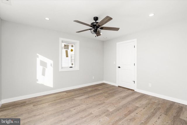 92 PENNWOOD DR, Ewing, NJ 08638