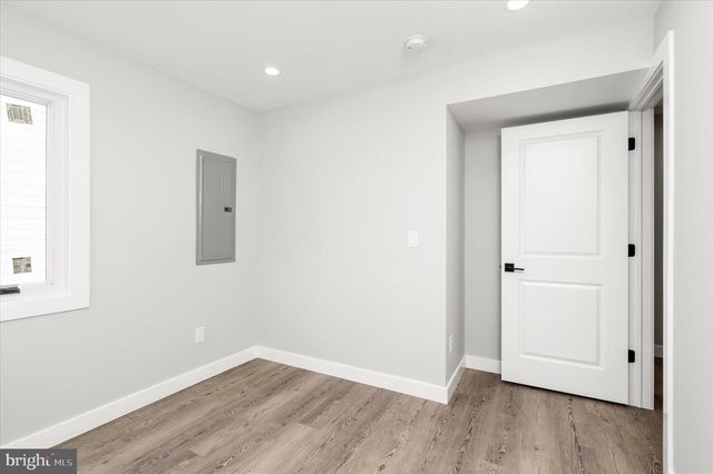 92 PENNWOOD DR, Ewing, NJ 08638