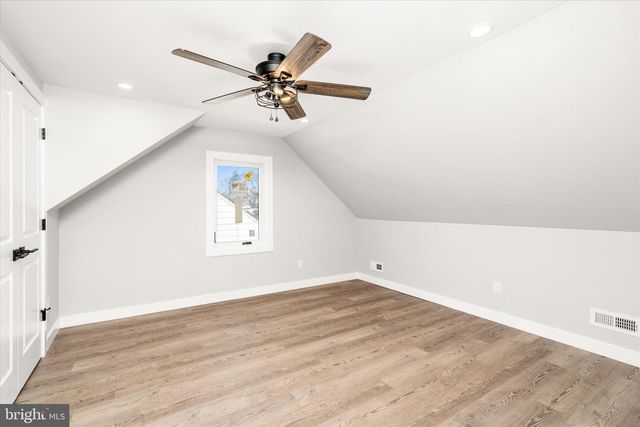 92 PENNWOOD DR, Ewing, NJ 08638