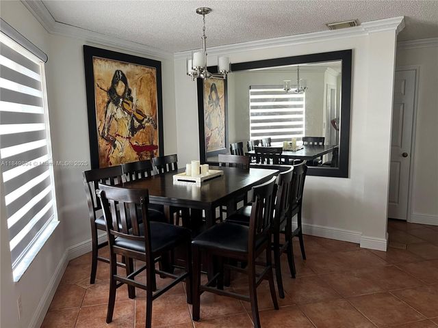 16406 SW 72nd Ter, Miami, FL 33193