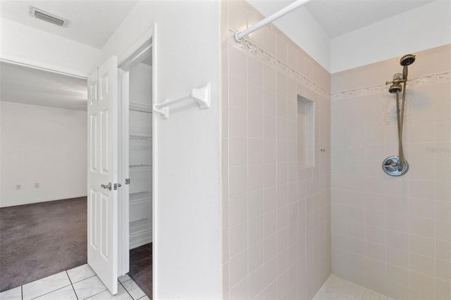 4450 TREASURE CAY ROAD, Tavares, FL 32778