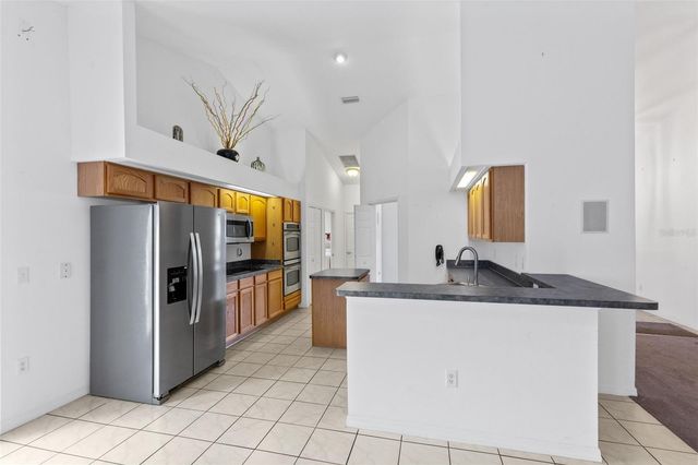 4450 TREASURE CAY ROAD, Tavares, FL 32778