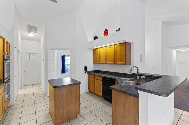 4450 TREASURE CAY ROAD, Tavares, FL 32778