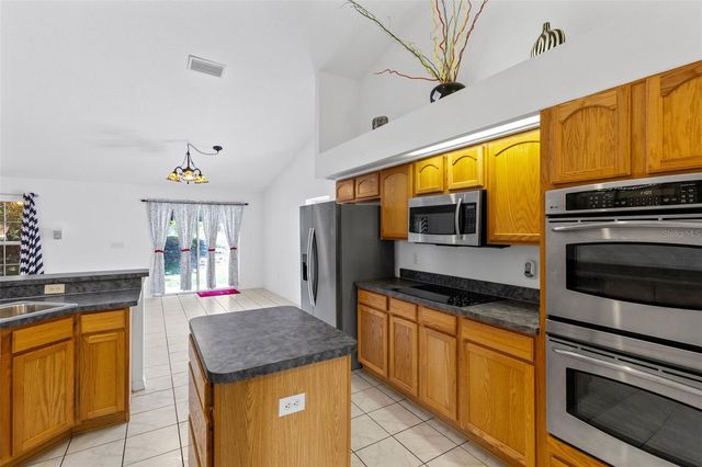 4450 TREASURE CAY ROAD, Tavares, FL 32778