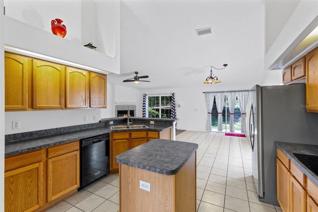 4450 TREASURE CAY ROAD, Tavares, FL 32778