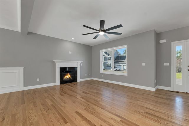 10 Shelburne Lane, Concord, NH 03301