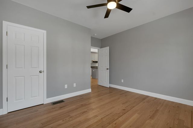 10 Shelburne Lane, Concord, NH 03301