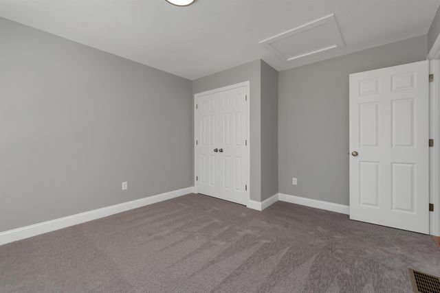 10 Shelburne Lane, Concord, NH 03301