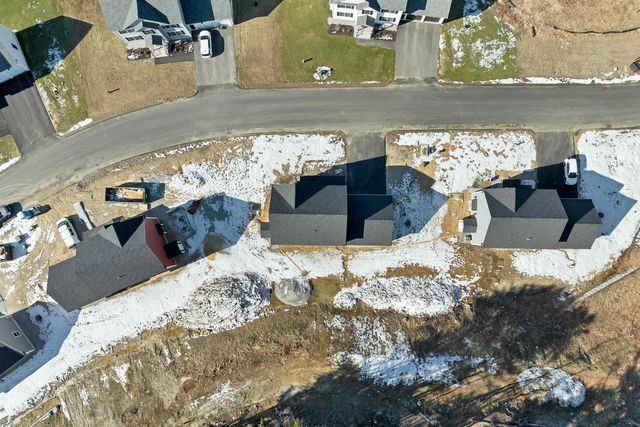 10 Shelburne Lane, Concord, NH 03301