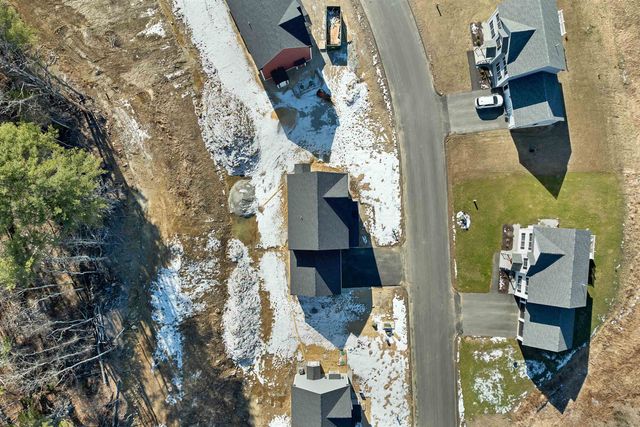 10 Shelburne Lane, Concord, NH 03301