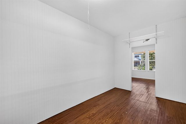 9203 Delmont Park Lane, Houston, TX 77075