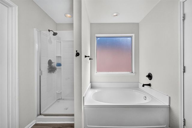 9203 Delmont Park Lane, Houston, TX 77075