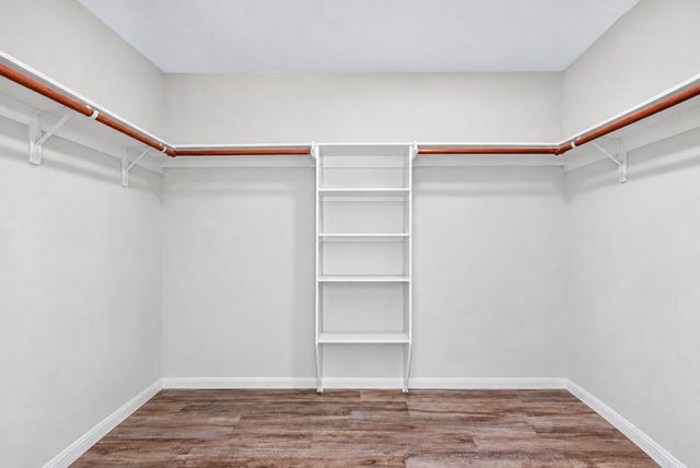 9203 Delmont Park Lane, Houston, TX 77075