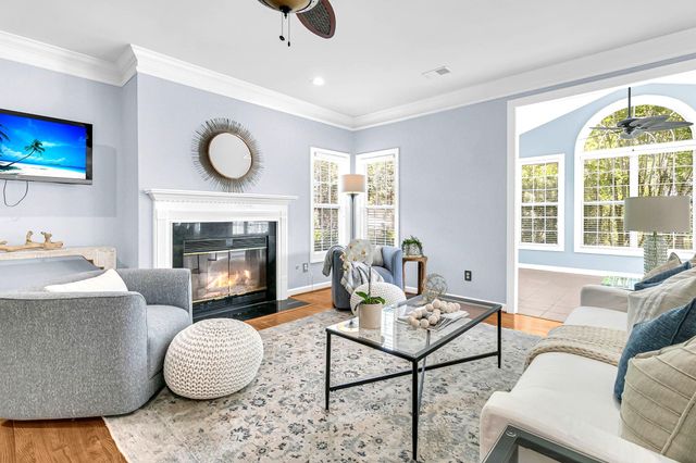 1493 Oakhurst Drive, Mount Pleasant, SC 29466