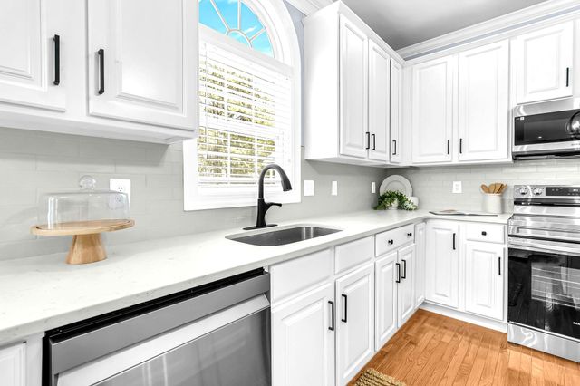 1493 Oakhurst Drive, Mount Pleasant, SC 29466