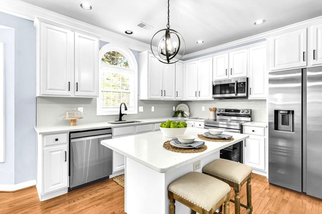1493 Oakhurst Drive, Mount Pleasant, SC 29466