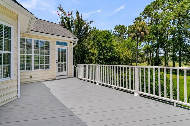1493 Oakhurst Drive, Mount Pleasant, SC 29466