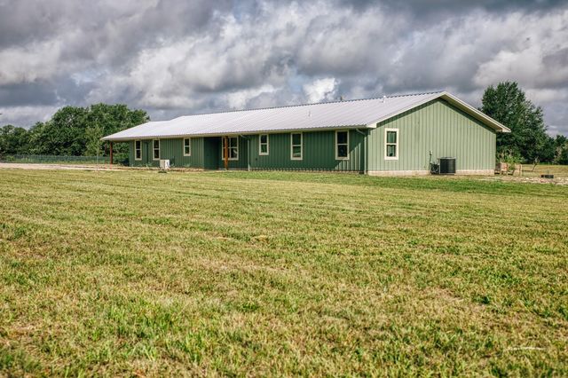 4601 Fm 390 E, Brenham, TX 77833