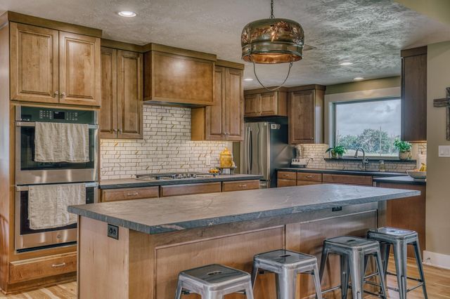 4601 Fm 390 E, Brenham, TX 77833