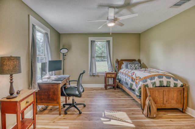4601 Fm 390 E, Brenham, TX 77833