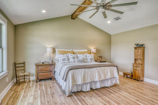 4601 Fm 390 E, Brenham, TX 77833