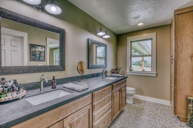 4601 Fm 390 E, Brenham, TX 77833