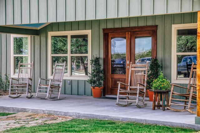 4601 Fm 390 E, Brenham, TX 77833
