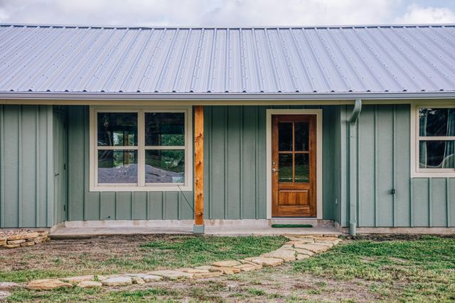 4601 Fm 390 E, Brenham, TX 77833