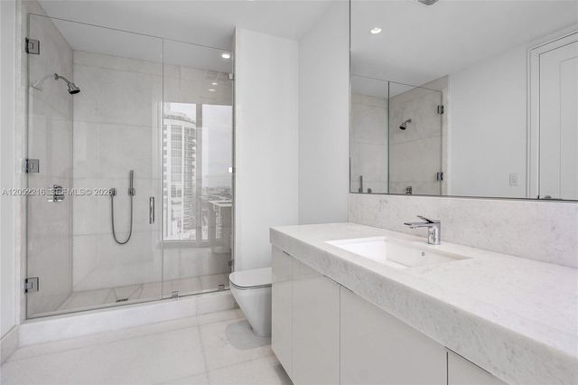 17975 Collins Avenue N3502, Sunny Isles Beach, FL 33160