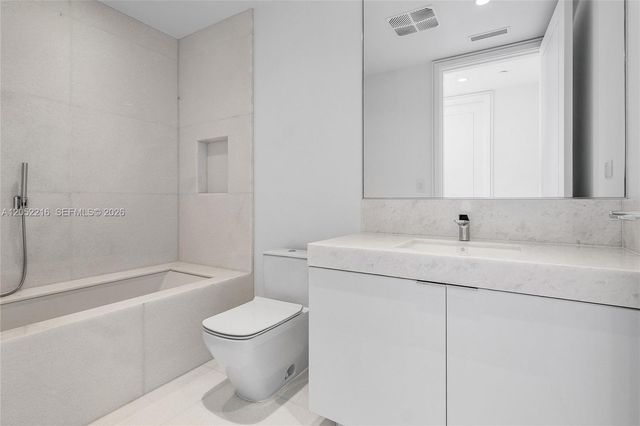 17975 Collins Avenue N3502, Sunny Isles Beach, FL 33160