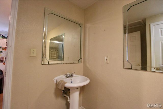 1712 Seifert Drive, Poplar Bluff, MO 63901