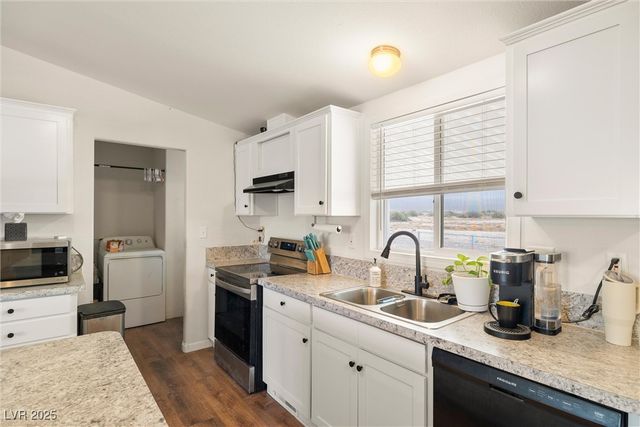 5601 Fleetwood Place, Pahrump, NV 89060