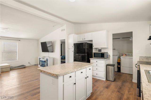 5601 Fleetwood Place, Pahrump, NV 89060