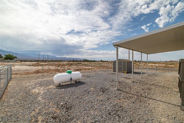 5601 Fleetwood Place, Pahrump, NV 89060
