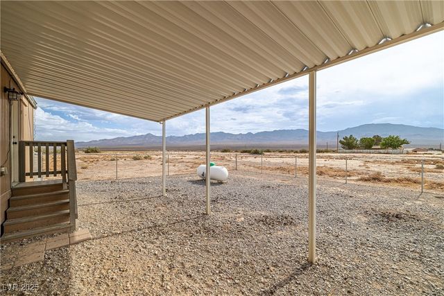 5601 Fleetwood Place, Pahrump, NV 89060