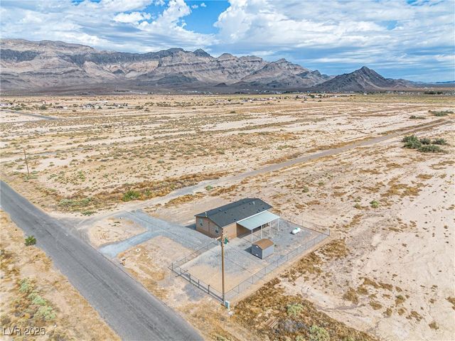 5601 Fleetwood Place, Pahrump, NV 89060