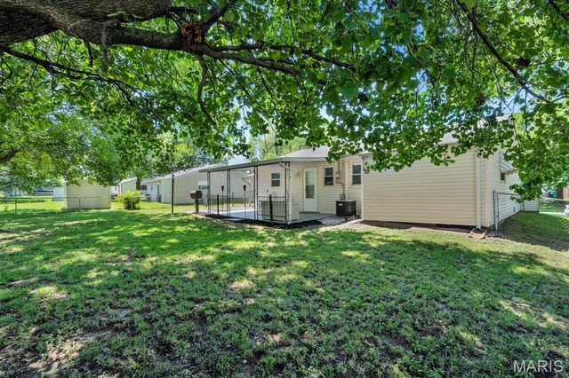 2460 6th Lane, Florissant, MO 63031