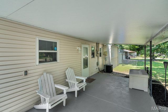 2460 6th Lane, Florissant, MO 63031