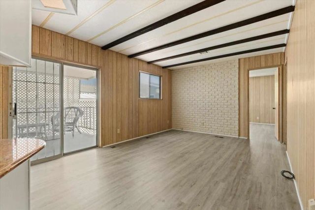1010 E Bobier 106, Vista, CA 92084